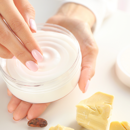 Baume bio pour peau et cheveux à base de beurre de cacao