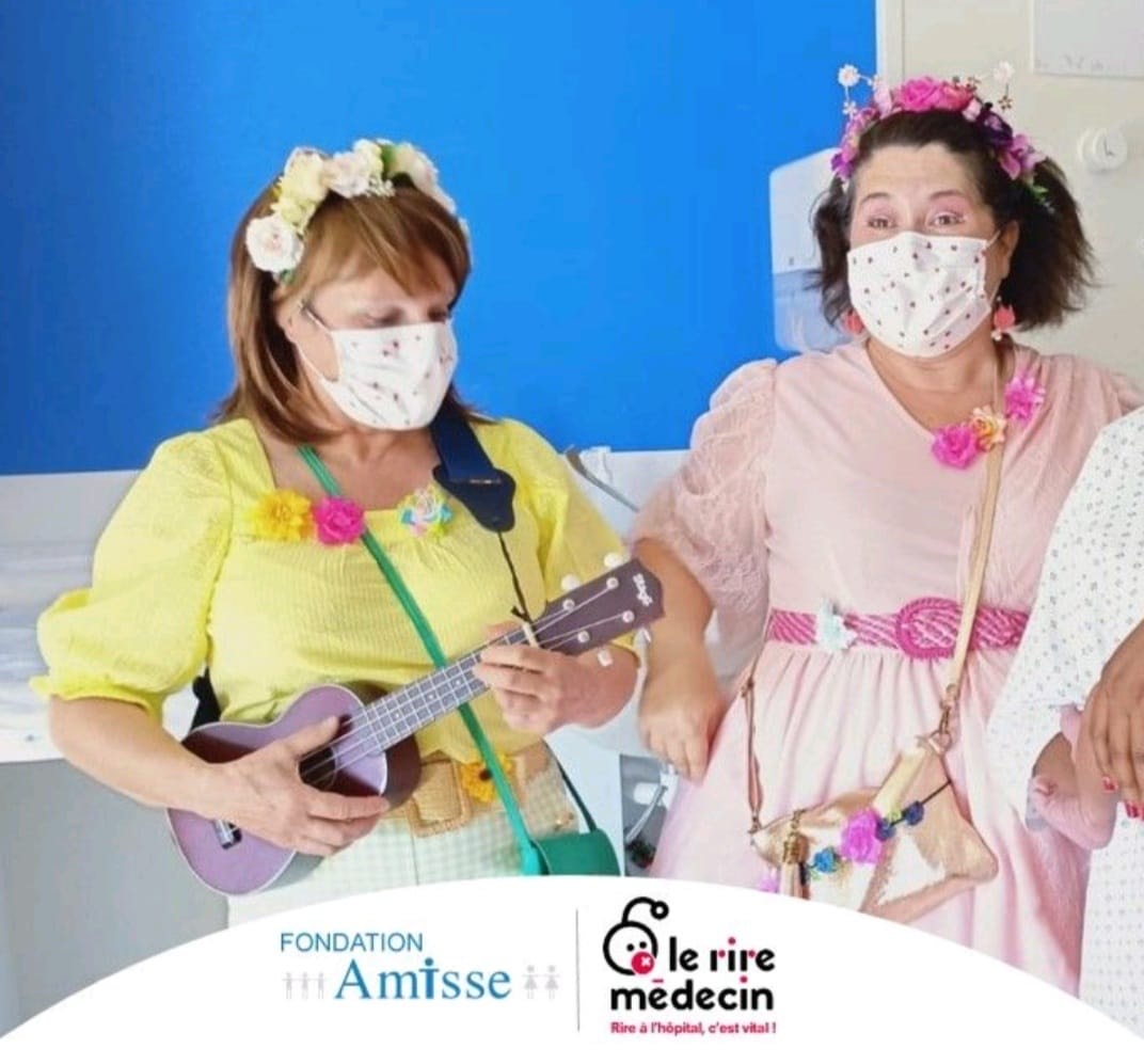 association le rire medecin et la fondation amisse