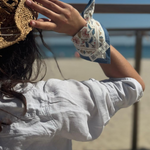 foulard au poignet